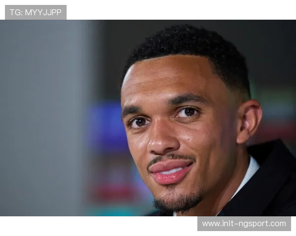 阿诺德确诊左腿股四头肌损伤,皇马后卫将缺席约两个月关键战役 阿诺德确诊左腿股四头肌损伤,皇马后卫将缺席约两个月关键战役